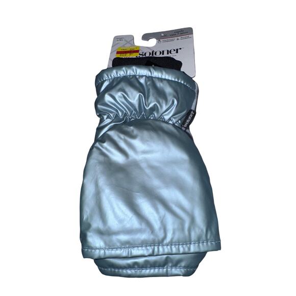 Brand New Isotoner Womens Size S/M Blue Snow Rain Repellant Gloves Touchscreen - Picture 2 of 7